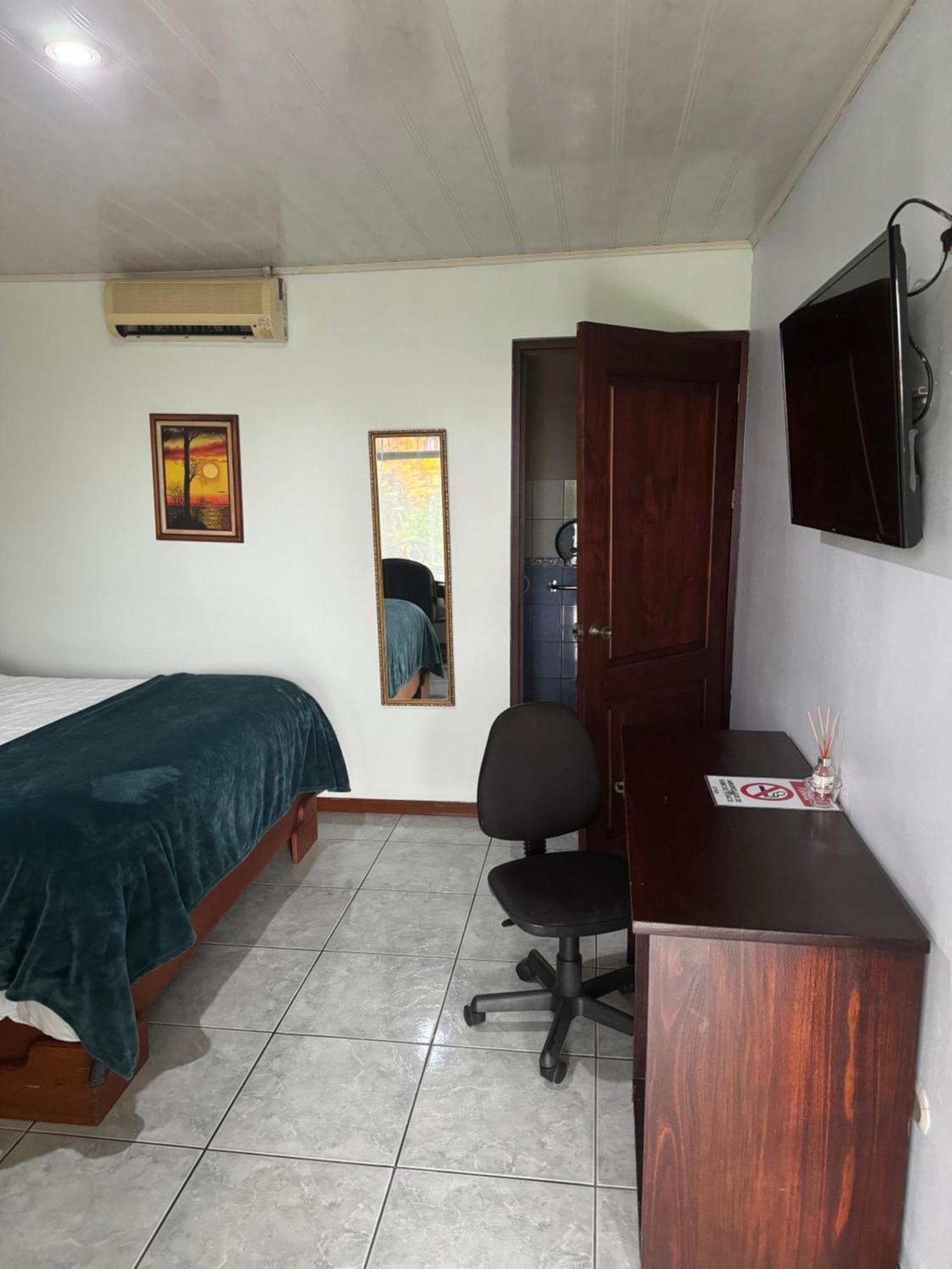 Hotel Vale'S Chiles  Экстерьер фото